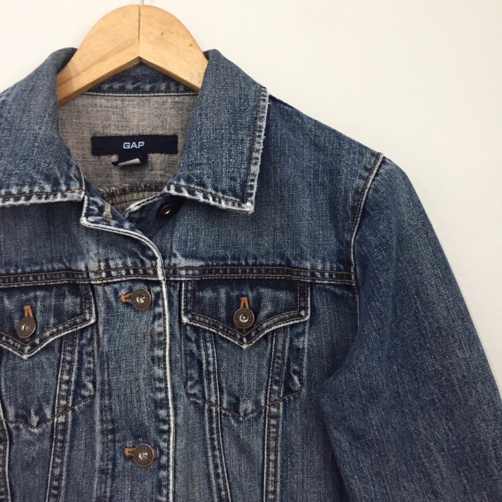 GAP Vintage Jean Jacket Size Medium - Picture 6 of 6